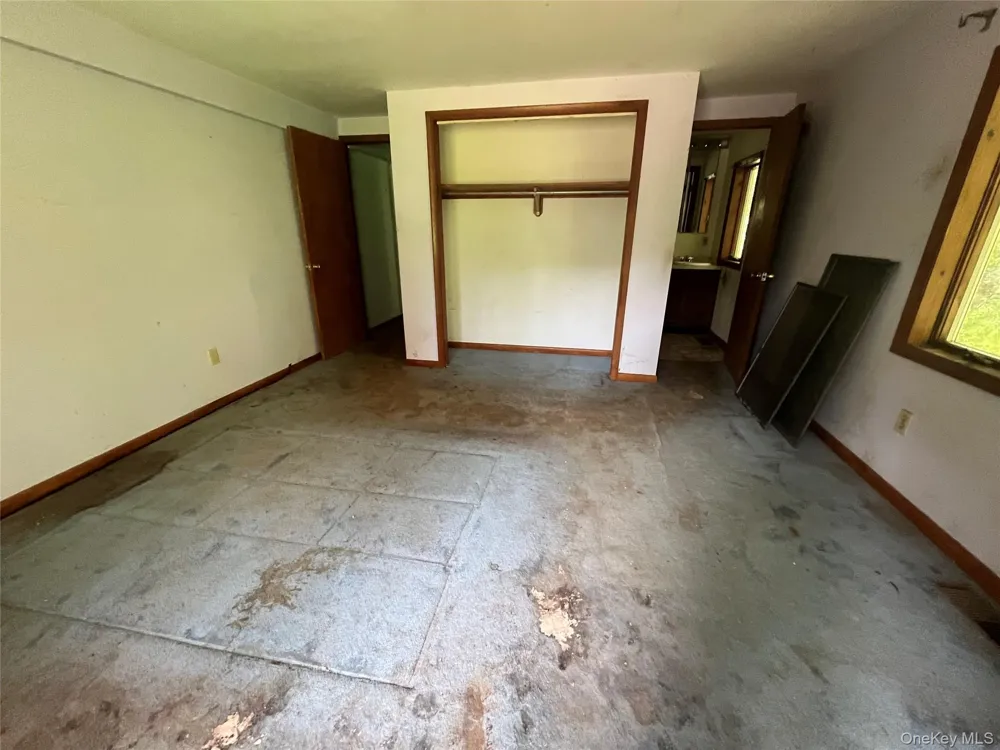 1145 Glasco Turnpike Saugerties, NY 12477