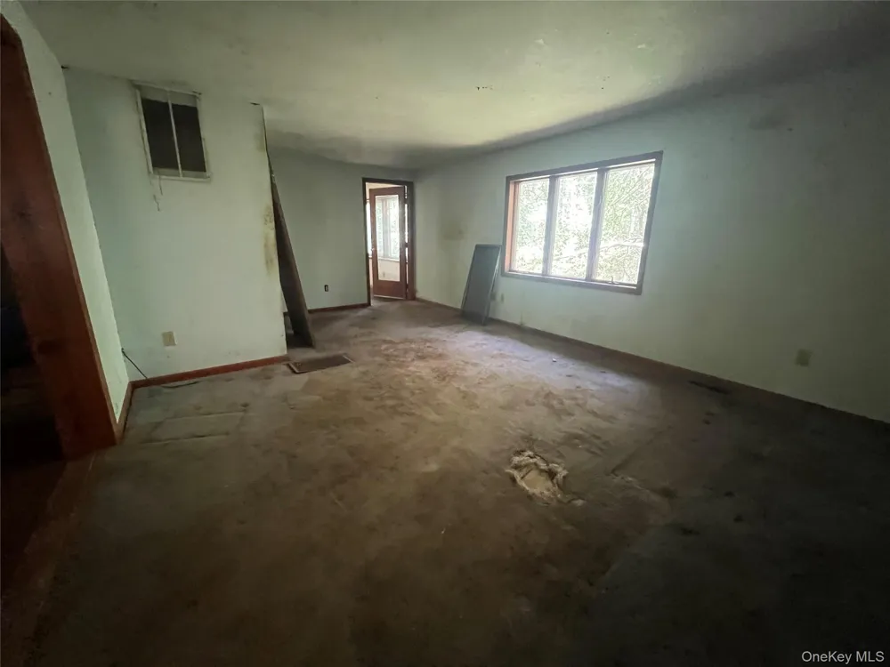 1145 Glasco Turnpike Saugerties, NY 12477
