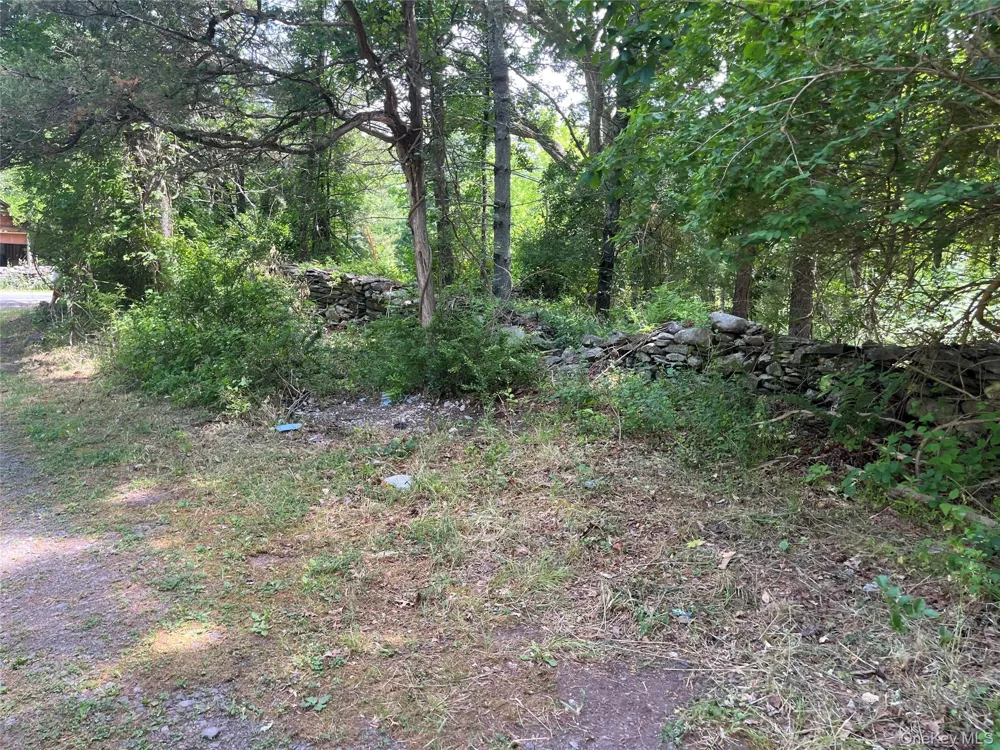 1145 Glasco Turnpike Saugerties, NY 12477