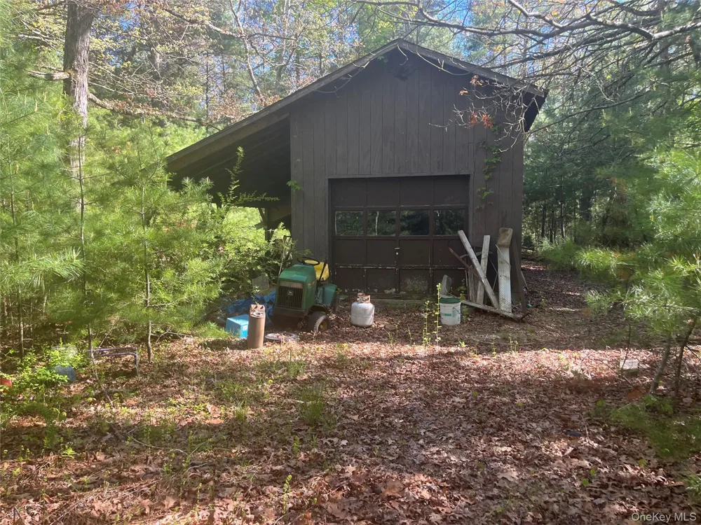 1145 Glasco Turnpike Saugerties, NY 12477