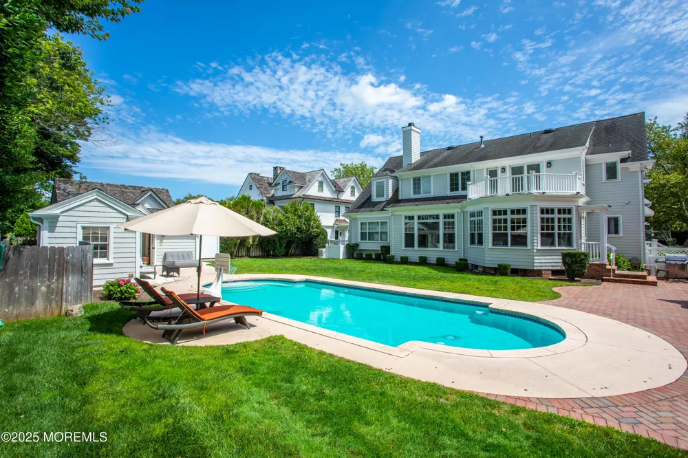 38 Vroom Avenue Spring Lake, NJ 07762