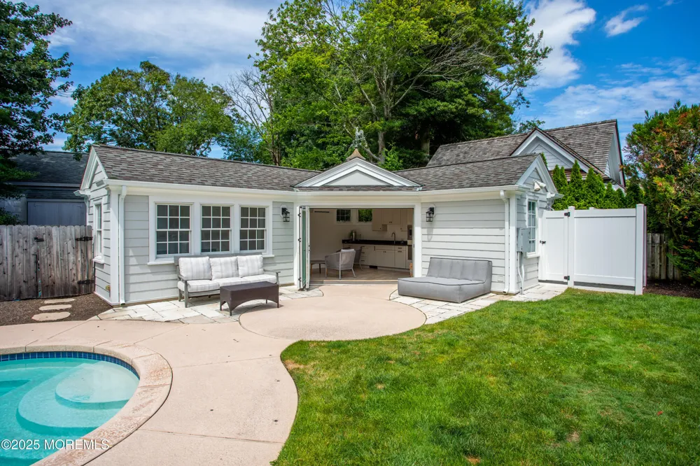 38 Vroom Avenue Spring Lake, NJ 07762