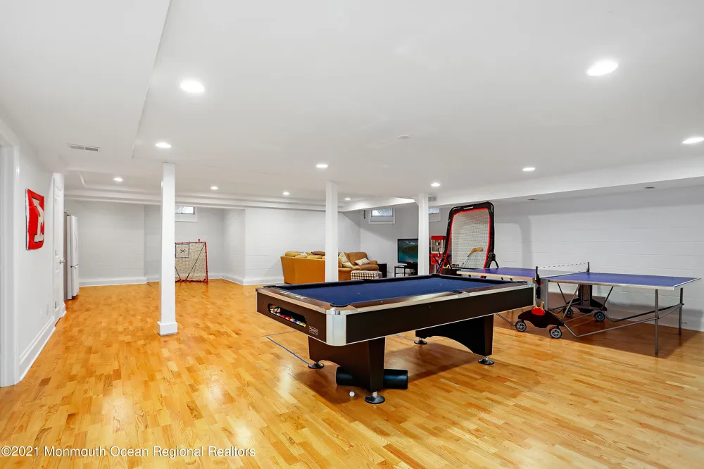 38 Vroom Avenue Spring Lake, NJ 07762