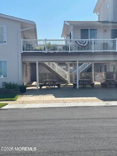 14 Bay Boulevard #7