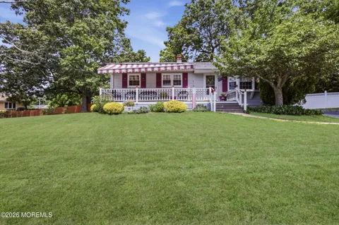 4 Roosevelt Terrace