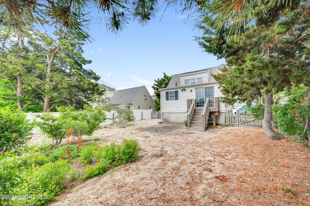 5603 Bayview Avenue Long Beach, NJ 08008