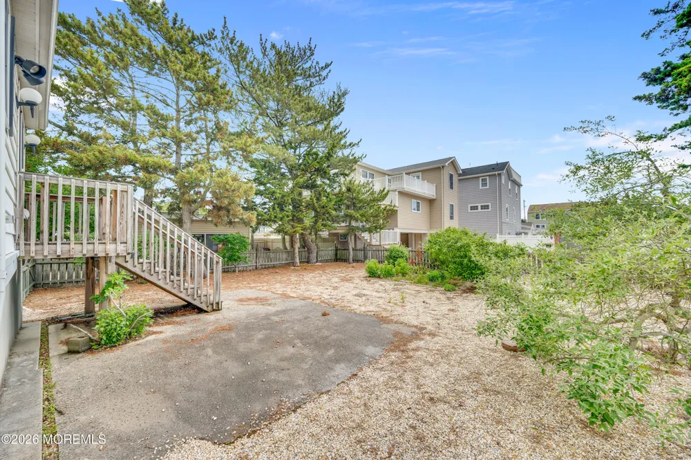 5603 Bayview Avenue Long Beach, NJ 08008