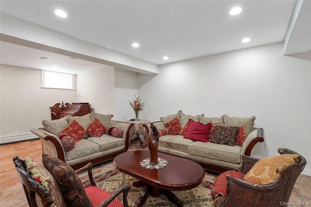 157-36 85th Street Howard Beach, NY 11414