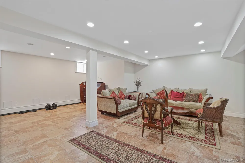 157-36 85th Street Howard Beach, NY 11414