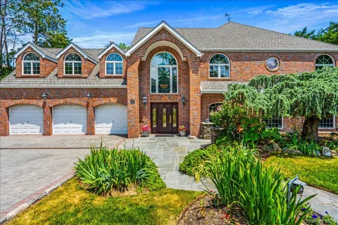 86 Dorchester Drive