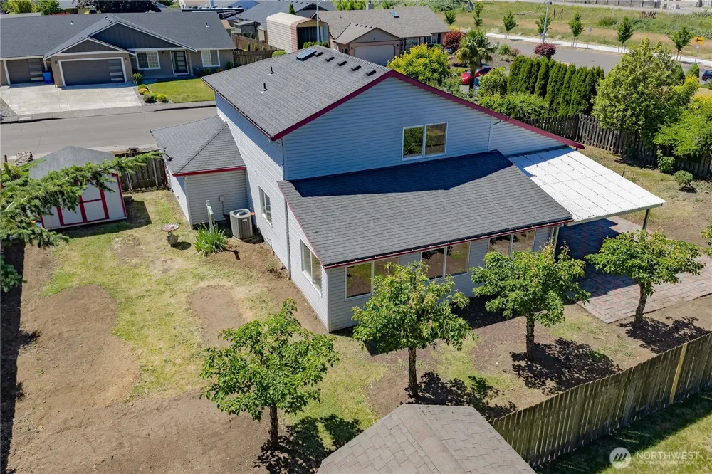 711 NE 175 AVENUE Vancouver, WA 98684