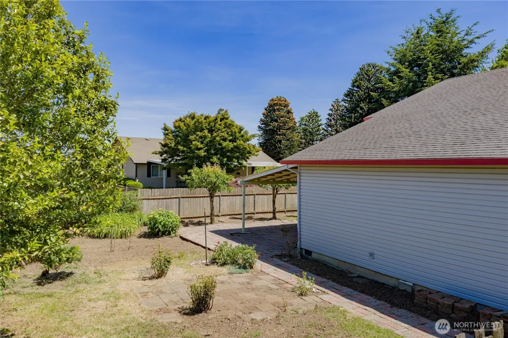 711 NE 175 AVENUE Vancouver, WA 98684