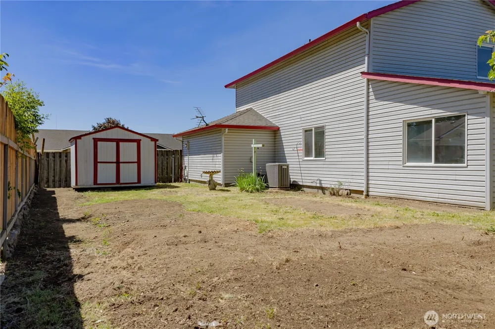 711 NE 175 AVENUE Vancouver, WA 98684