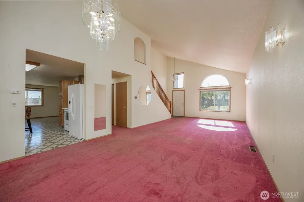 711 NE 175 AVENUE Vancouver, WA 98684