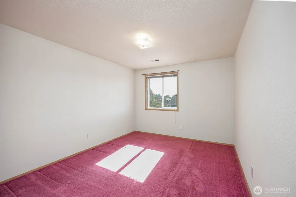 711 NE 175 AVENUE Vancouver, WA 98684