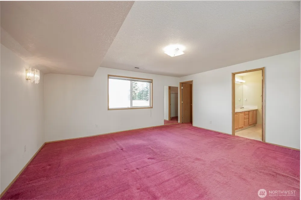 711 NE 175 AVENUE Vancouver, WA 98684