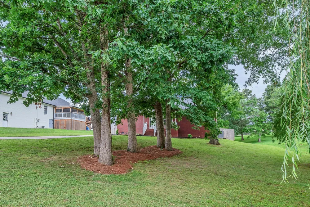 2029 Sunday Silence Dr Greenbrier, TN 37073
