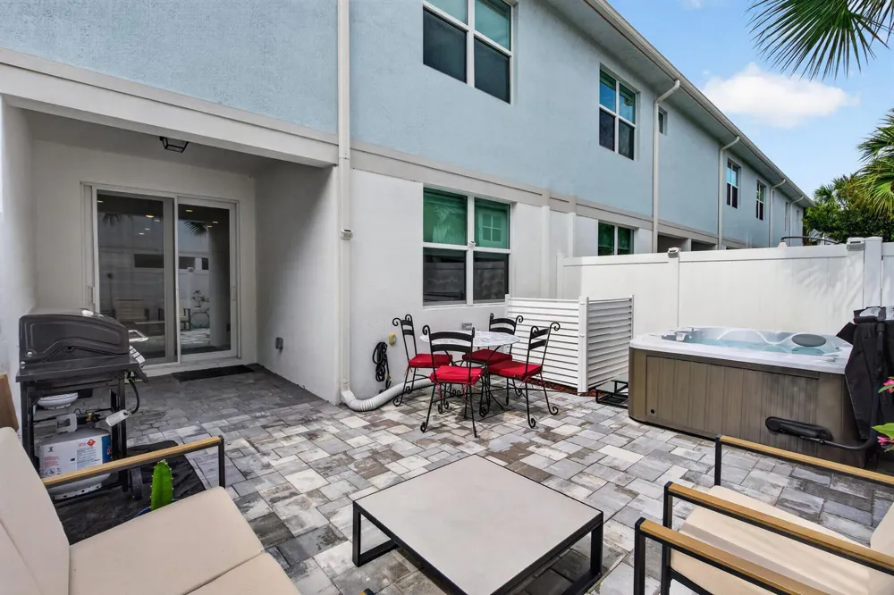 1823 Sandpiper Pointe Place Deerfield Beach, FL 33442