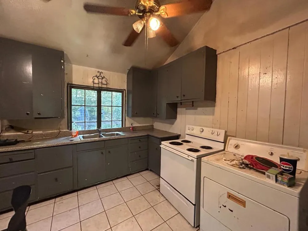 12715 Irwin Way Boulder Creek, CA 95006