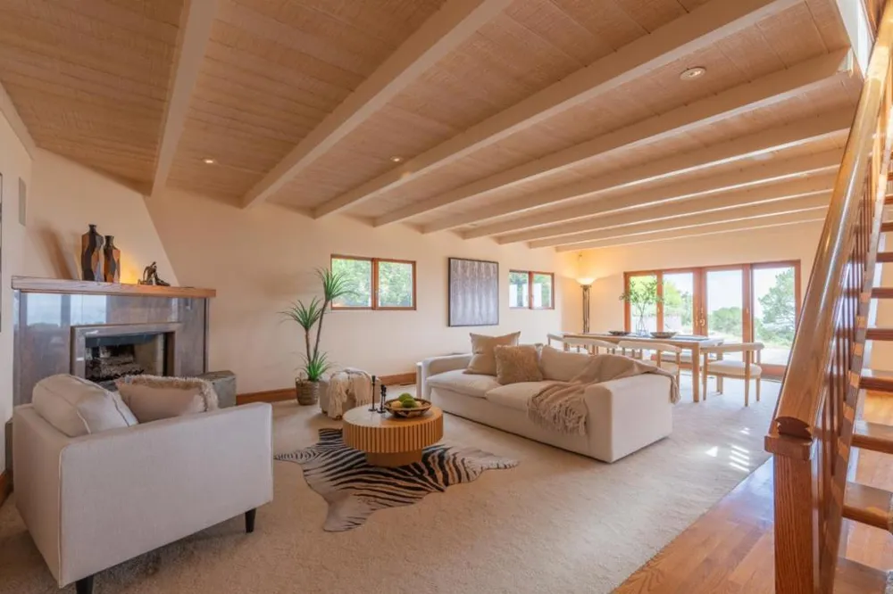 534 Aguajito Road Carmel, CA 93923