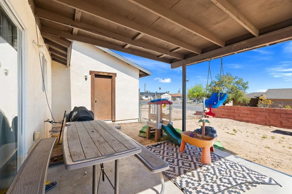 5509 Mariposa Avenue 29 Palms, CA 92277