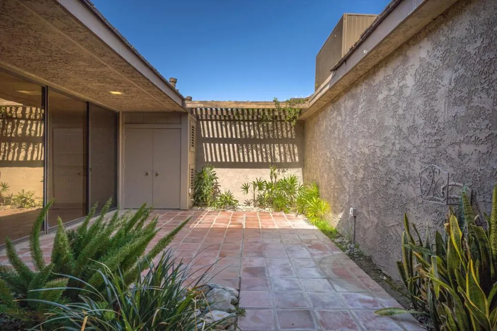 75 Colgate Drive Rancho Mirage, CA 92270