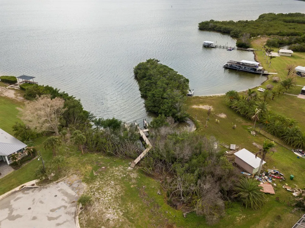 1540 Outer Drive Merritt Island, FL 32952