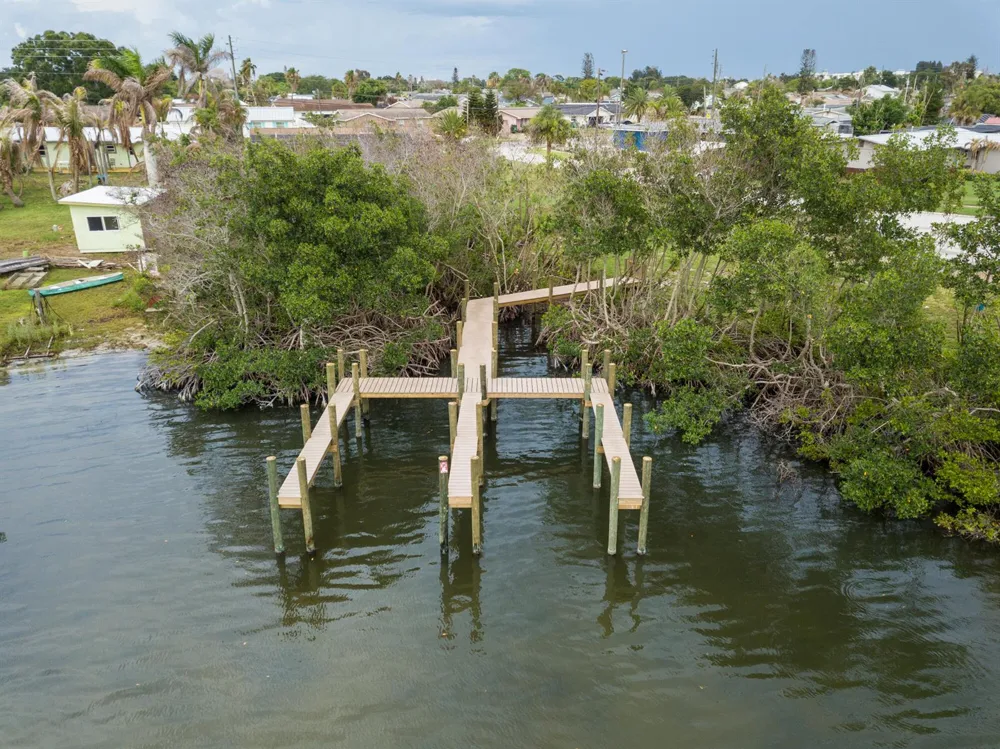 1540 Outer Drive Merritt Island, FL 32952