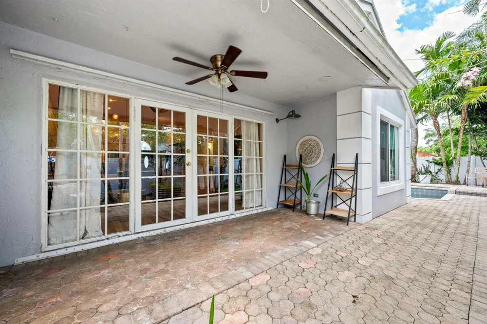 5591 SW 99th Avenue Cooper City, FL 33328