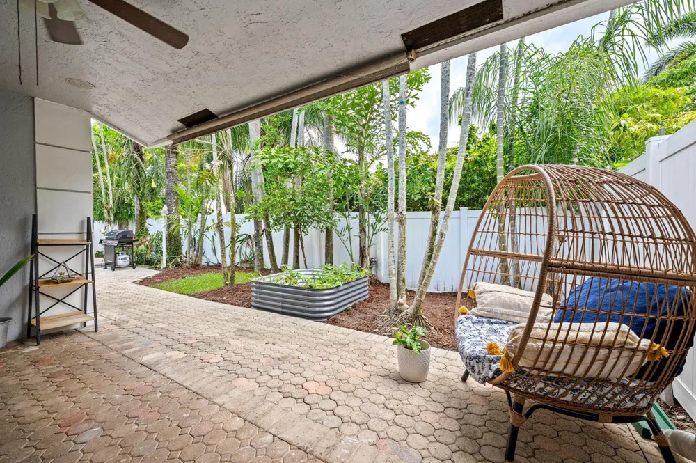 5591 SW 99th Avenue Cooper City, FL 33328