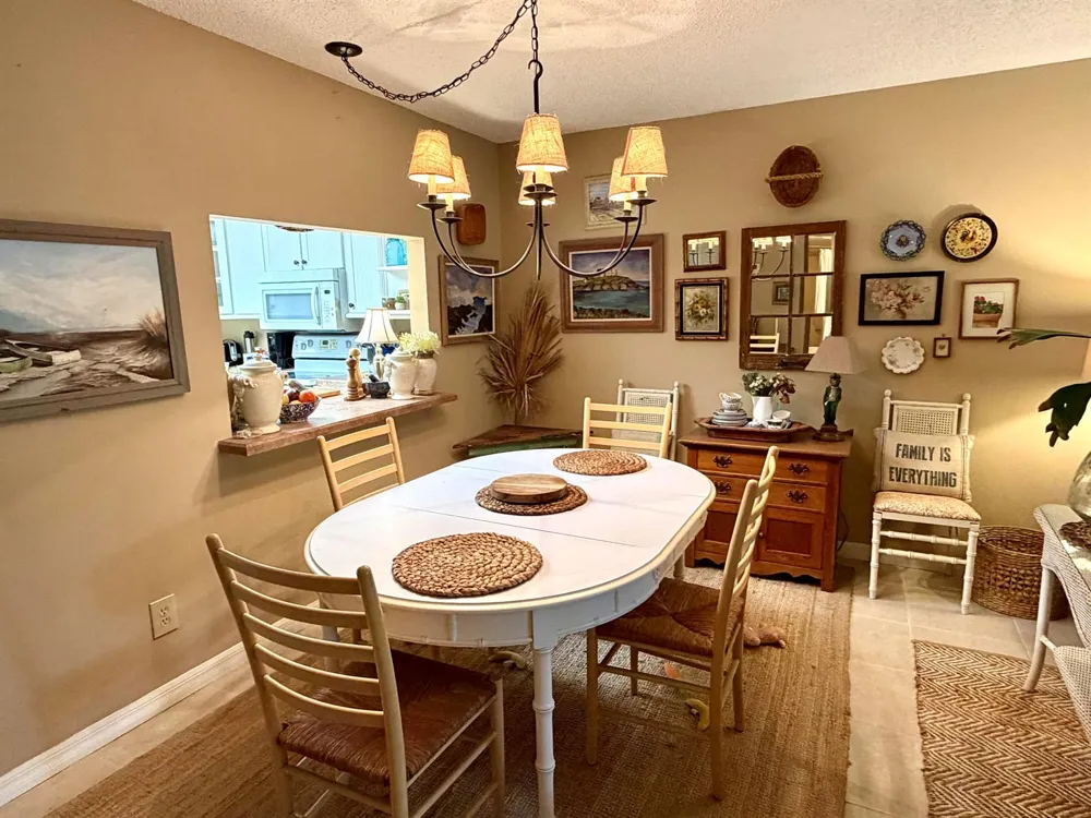 400 18th Street #B4 Vero Beach, FL 32960