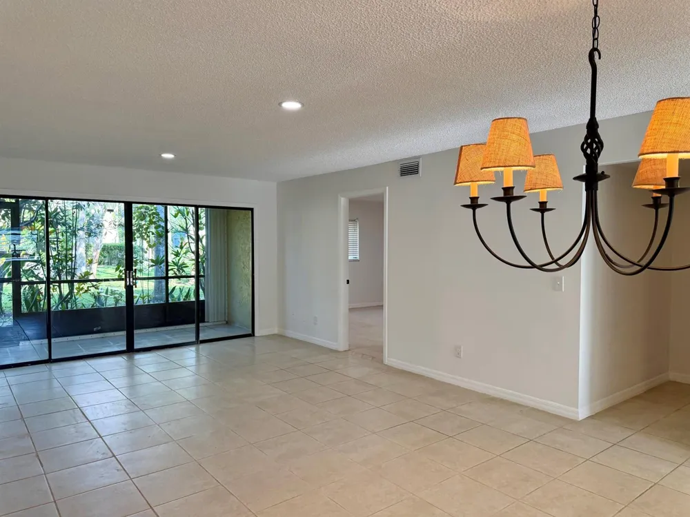 400 18th Street #B4 Vero Beach, FL 32960