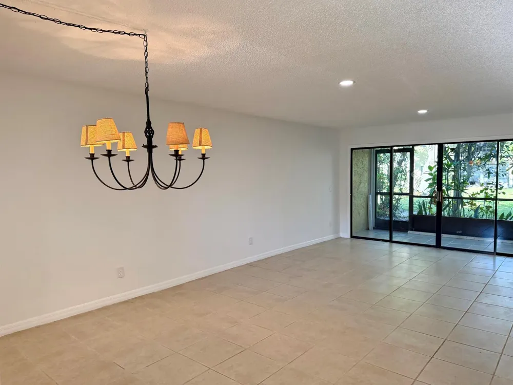 400 18th Street #B4 Vero Beach, FL 32960