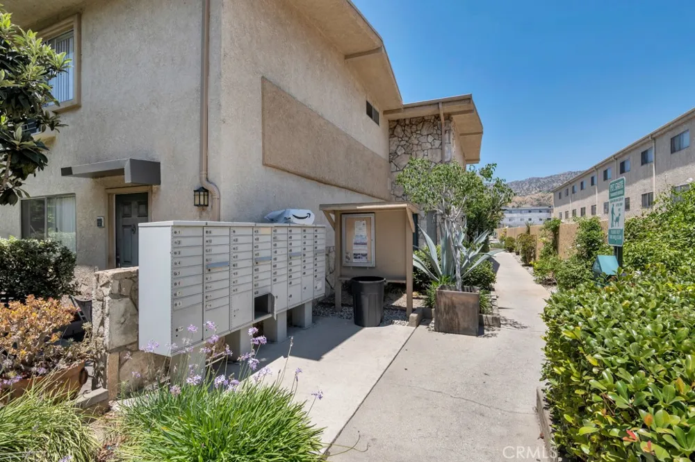 1620 San Fernando #52 Burbank, CA 91504