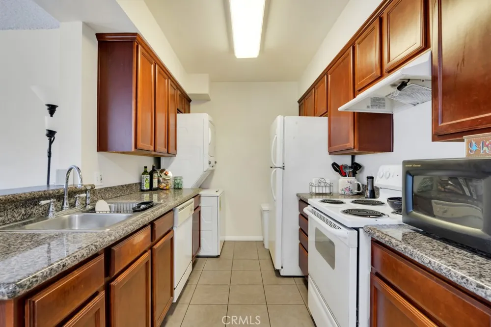 1620 San Fernando #52 Burbank, CA 91504