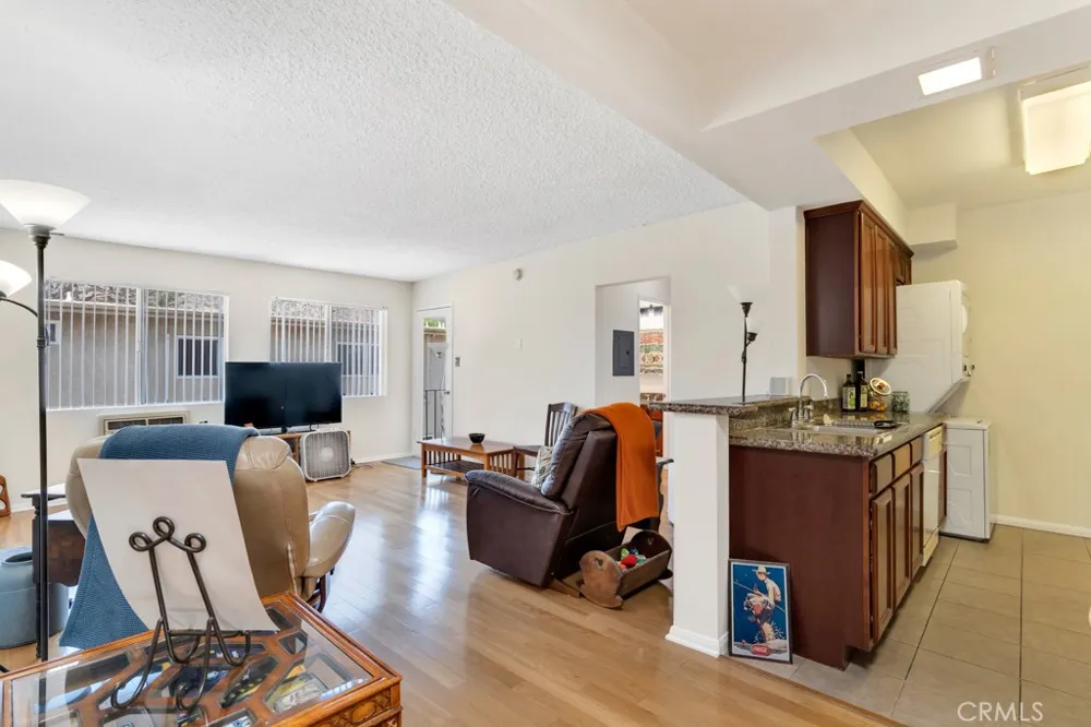 1620 San Fernando #52 Burbank, CA 91504