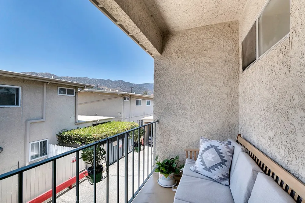 1620 San Fernando #52 Burbank, CA 91504