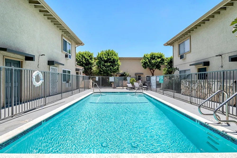 1620 San Fernando #52 Burbank, CA 91504