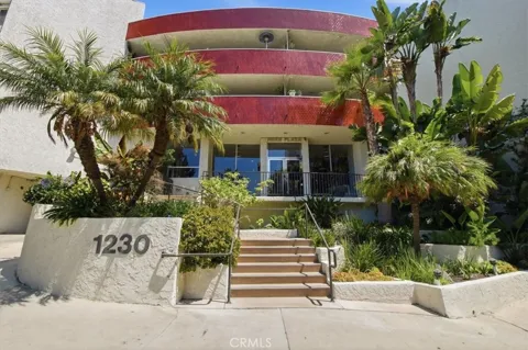 1230 Horn Ave #402
