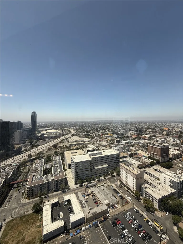 1100 Wilshire #2901 Los Angeles, CA 90017