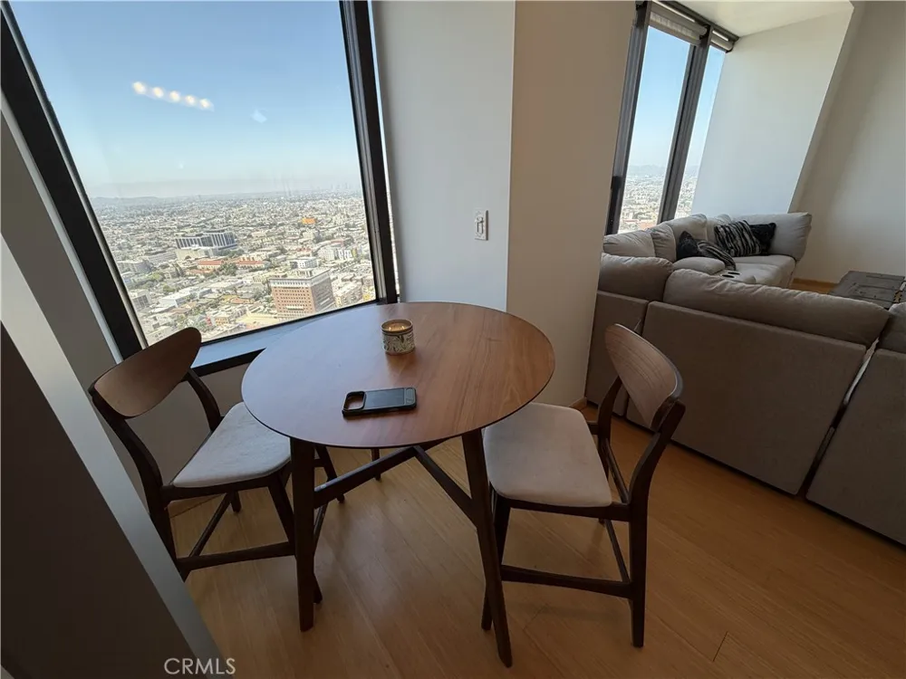 1100 Wilshire #2901 Los Angeles, CA 90017