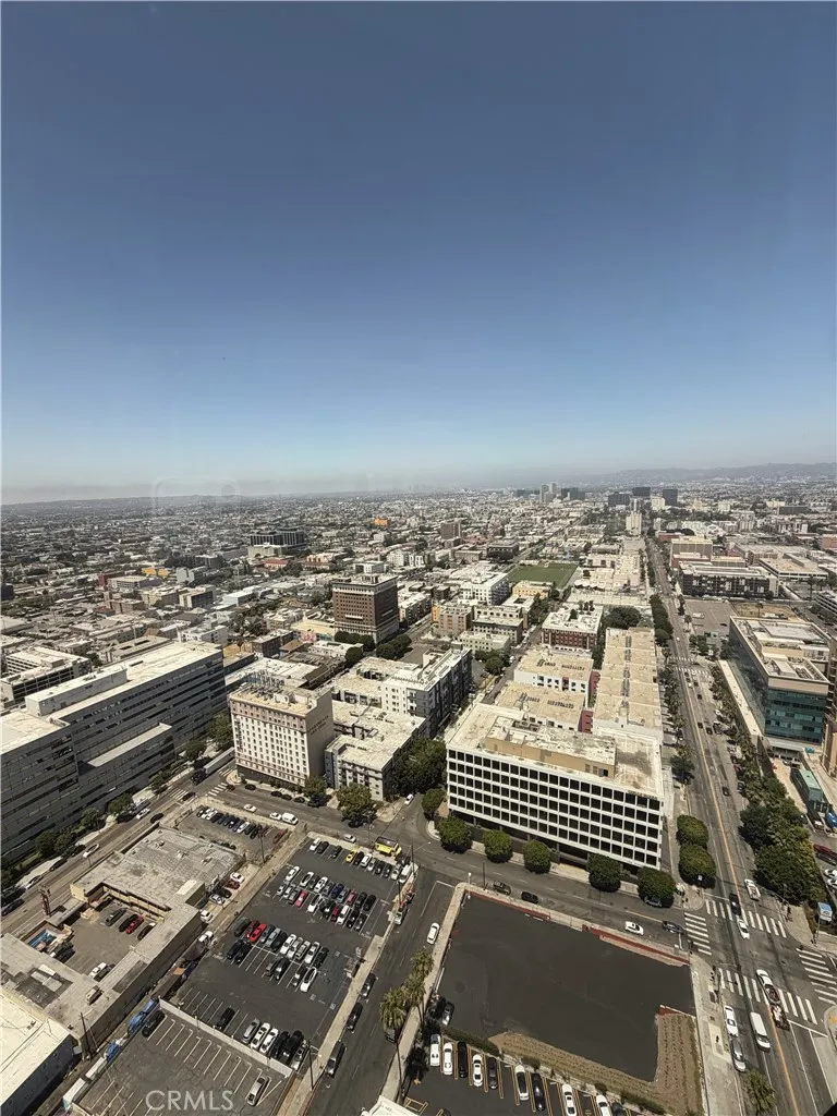 1100 Wilshire #2901 Los Angeles, CA 90017
