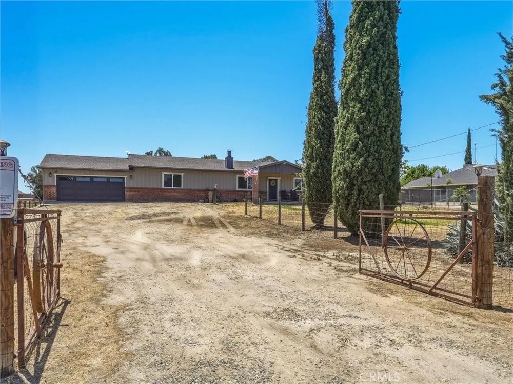 30664 Donald Avenue Madera, CA 93636