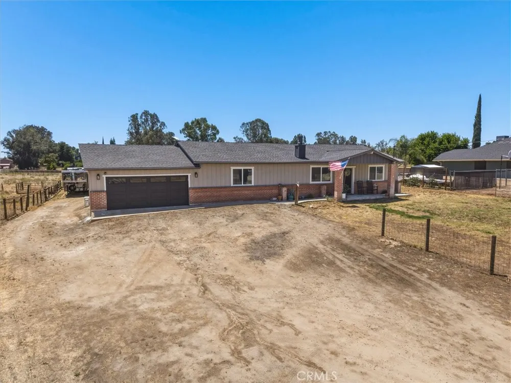 30664 Donald Avenue Madera, CA 93636