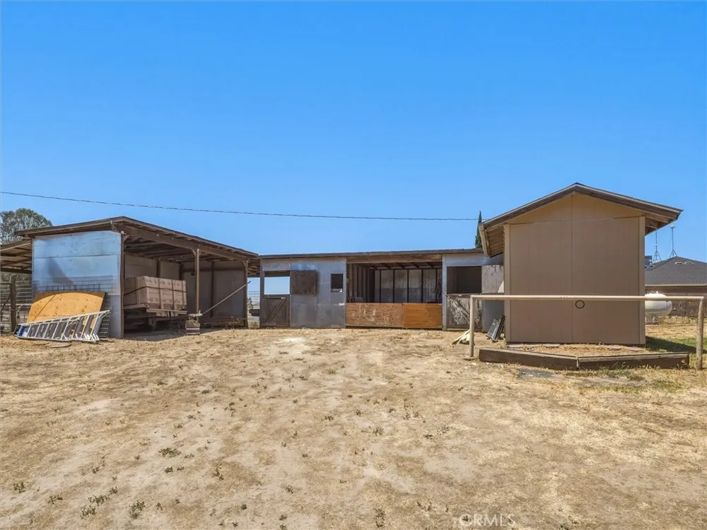 30664 Donald Avenue Madera, CA 93636