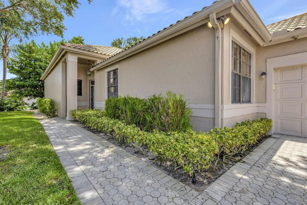 4528 Barclay Fair Way Lake Worth, FL 33449