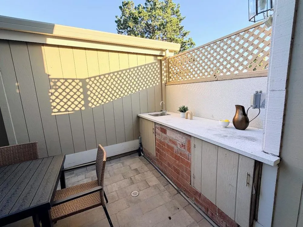 801 Norma Lane Foster City, CA 94404