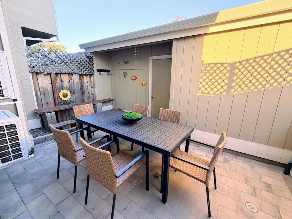 801 Norma Lane Foster City, CA 94404
