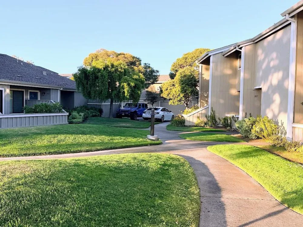 801 Norma Lane Foster City, CA 94404
