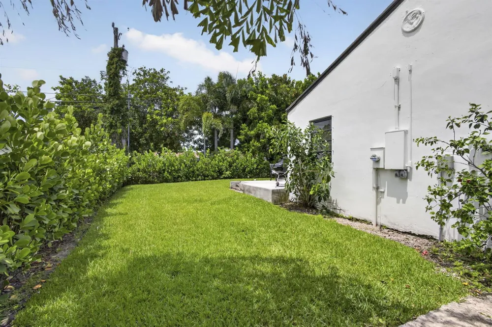 1875 Ridge Road Juno Beach, FL 33408